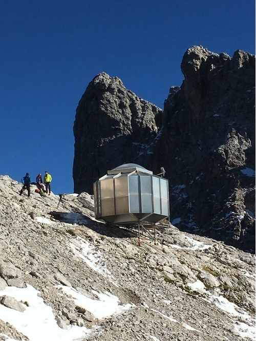 Dernières nouvelles de l'entreprise Le téléphone d'urgence J&R a été installé dans les Alpes